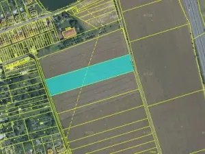 Prodej podílu pole, Tlumačov, 3989 m2