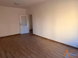 Pronájem bytu 2+1, Chomutov, Kyjická, 65 m2