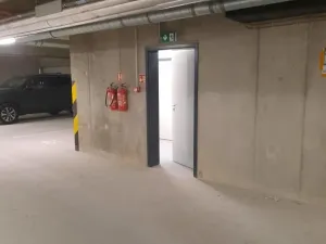 Pronájem garážového stání, Olomouc - Řepčín, 24 m2