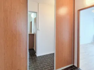 Pronájem bytu 4+1, Praha - Kobylisy, Chabařovická, 97 m2