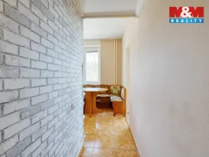 Prodej bytu 2+1, Mariánské Lázně, V Sadech, 48 m2