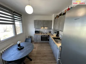 Prodej bytu 2+1, Kolín - Kolín III, Seifertova, 64 m2