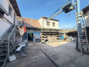 Prodej obchodního prostoru, Praha - Vinoř, Mladoboleslavská, 360 m2