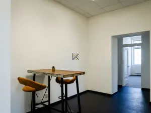 Pronájem kanceláře, Praha - Smíchov, Nádražní, 98 m2