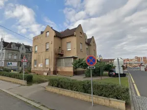 Prodej kanceláře, Ústí nad Labem, Brněnská, 1000 m2