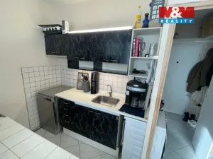 Pronájem bytu 1+1, Děčín - Děčín IX-Bynov, Na Vyhlídce, 34 m2
