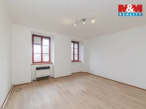 Pronájem bytu 2+1, Náměšť nad Oslavou, Zámek, 61 m2