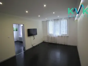 Prodej bytu 3+1, Karlovy Vary, Krušnohorská, 68 m2