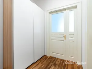 Pronájem bytu 2+kk, Praha - Žižkov, Krásova, 50 m2