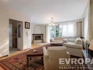 Prodej rodinného domu, Praha - Suchdol, Armádní, 196 m2