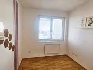 Pronájem bytu 2+kk, Kolín - Kolín V, Třídvorská, 58 m2