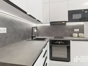 Prodej bytu 1+kk, Ostrava, Výstavní, 27 m2