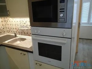 Pronájem bytu 1+1, Praha - Smíchov, Lidická, 37 m2