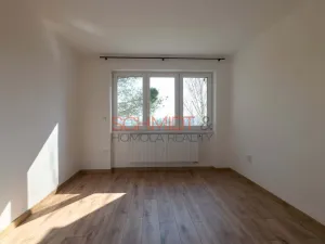 Prodej bytu 3+kk, Hustopeče, Okružní, 68 m2