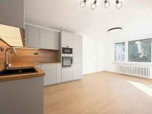 Pronájem bytu 3+kk, Rosice, Komenského náměstí, 63 m2
