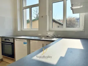 Pronájem bytu 2+kk, Olomouc, tř. Svornosti, 42 m2