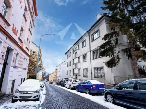 Pronájem bytu 1+1, Praha - Břevnov, Za Strahovem, 45 m2