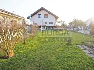 Pronájem rodinného domu, Neratovice, 246 m2