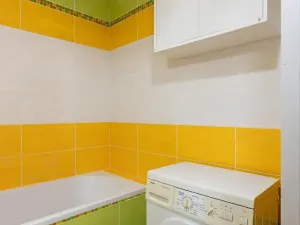 Pronájem bytu 3+1, Praha - Troja, Svídnická, 73 m2