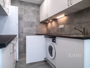 Pronájem bytu 2+kk, Praha - Komořany, Na Komořsku, 43 m2