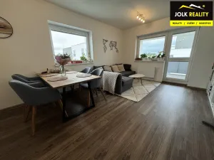 Pronájem bytu 2+kk, Opava, Kačírkova, 56 m2