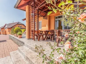 Prodej rodinného domu, Starovičky, 144 m2