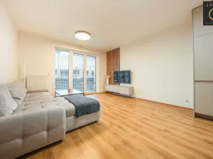 Pronájem bytu 2+kk, Kladno, Bohumila Landy, 50 m2