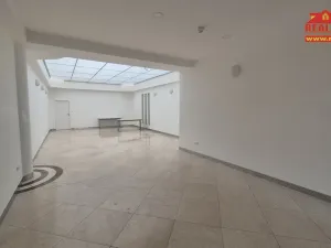 Pronájem obchodního prostoru, Nové Město nad Metují, Komenského, 72 m2
