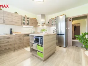 Prodej bytu 3+1, Příbram - Příbram III, Ryneček, 75 m2