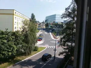 Pronájem bytu 3+kk, Praha, Kladenská, 82 m2