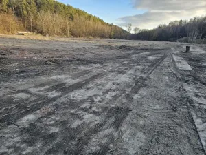 Pronájem komerčního pozemku, Bělá pod Bezdězem, 1000 m2