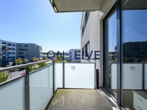 Pronájem bytu 2+kk, Plzeň, Střední cesta, 51 m2