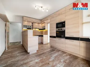 Prodej rodinného domu, Osík, 227 m2