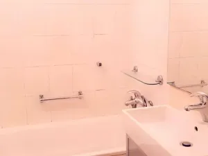 Pronájem bytu 2+1, Praha - Vinohrady, Sarajevská, 70 m2