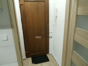 Pronájem bytu 1+kk, Znojmo, Pražská sídl., 20 m2