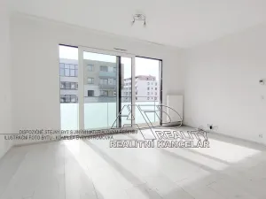 Pronájem bytu 1+kk, České Budějovice, Na Zlaté stoce, 31 m2