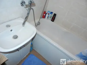 Prodej bytu 2+1, Litvínov - Horní Litvínov, Valdštejnská, 52 m2