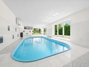 Prodej vily, Valašské Meziříčí - Krásno nad Bečvou, Jiráskova, 300 m2