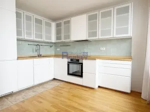 Pronájem bytu 3+kk, Pardubice, Brožíkova, 75 m2