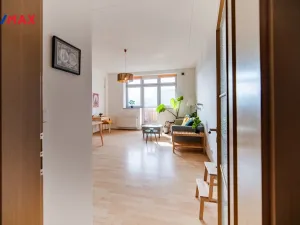 Pronájem bytu 2+kk, Praha - Libeň, Českomoravská, 59 m2