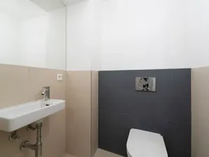 Prodej bytu 2+kk, Bystřice nad Pernštejnem, Masarykovo náměstí, 64 m2