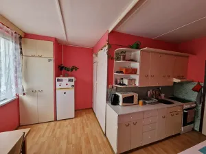 Prodej bytu 2+1, Luby, Tovární, 62 m2