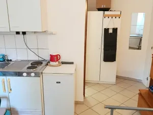 Pronájem kanceláře, Praha - Vinohrady, Lužická, 18 m2