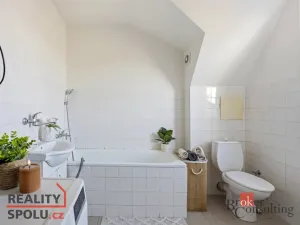 Prodej bytu 3+kk, Sezemice, Nerudova, 65 m2