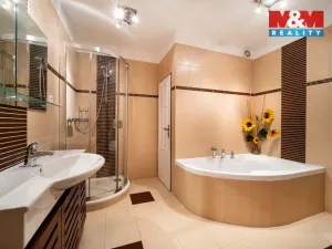 Prodej bytu 3+1, Lanškroun - Žichlínské Předměstí, Dobrovského, 72 m2