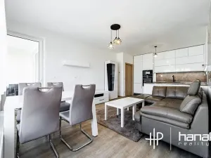 Pronájem bytu 2+kk, Olomouc, Janského, 72 m2