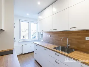 Pronájem bytu 2+1, Praha, Káranská, 56 m2