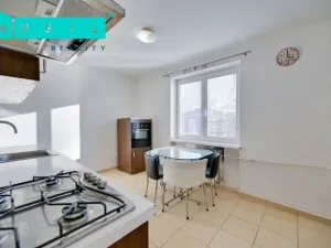 Prodej bytu 2+1, Olomouc - Hejčín, Ladova, 66 m2