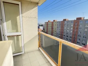 Pronájem bytu 3+1, Plzeň - Doubravka, Na Dlouhých, 61 m2