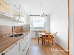 Pronájem bytu 3+1, Praha - Modřany, Platónova, 76 m2